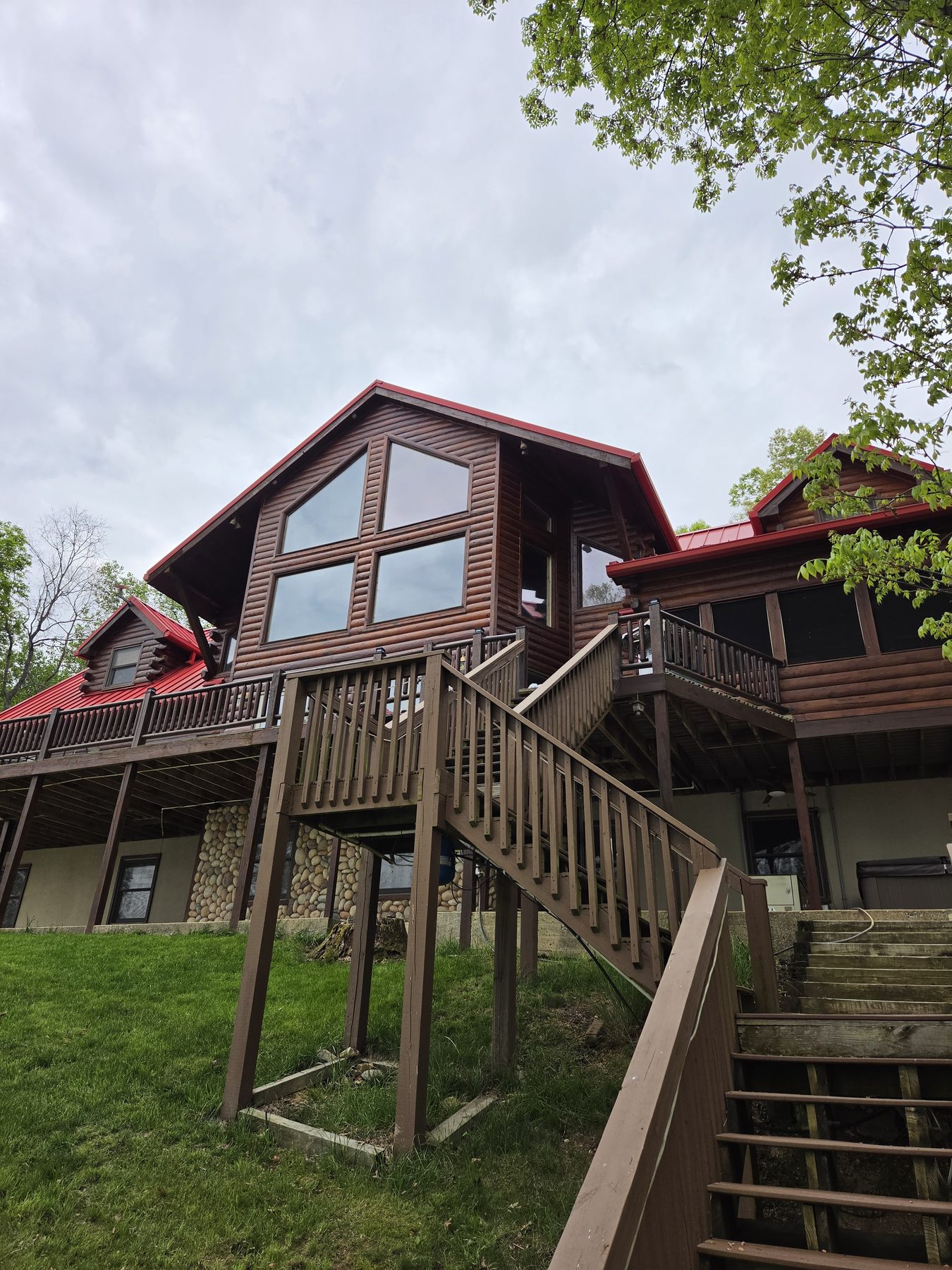 Lake house exterior near Kentucky Lake, TN